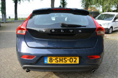 Volvo-V40-5