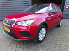 SEAT-Arona-0